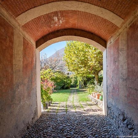 Gite Du Porche Saint-Jean-de-la-Porte Exteriör bild